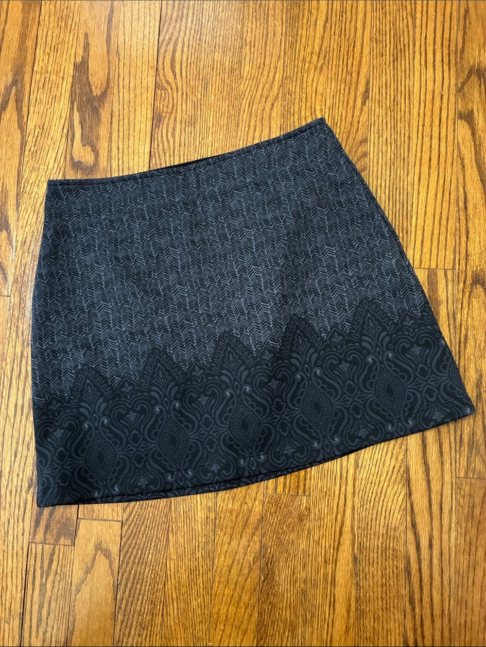 Athleta tech Mini Skirt size S